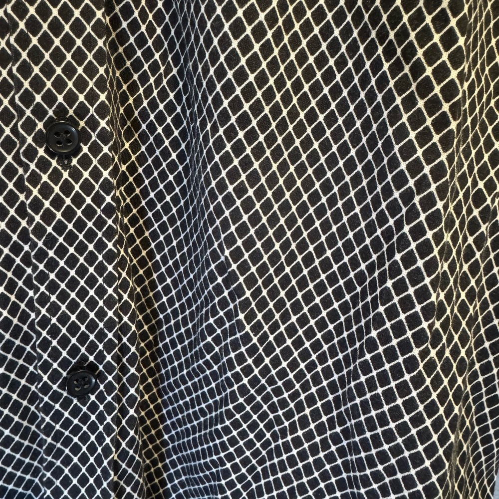 DESOTO Men's Black and White Patterned Shirt - Picture 2 of 3